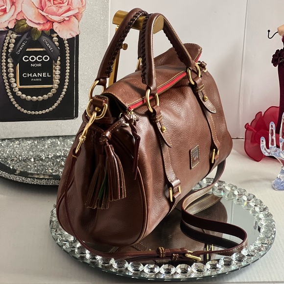 Dooney & Bourke florentina Italian Vacchetta leather handbag or crossbody - Picture 3 of 15